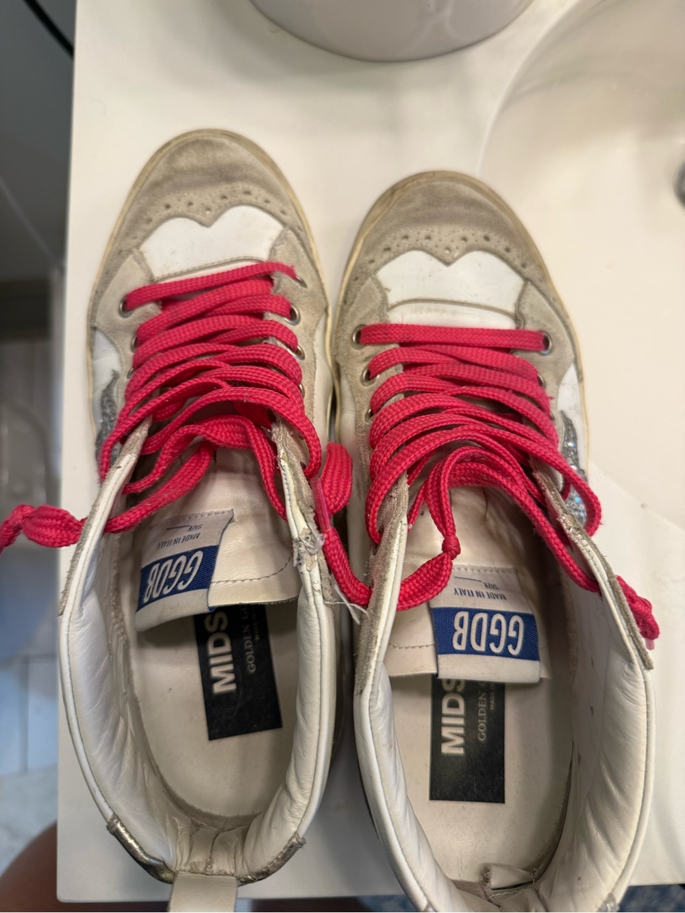 Golden Goose White Sneakers with Silver Glitter Star and Pink Laces - Picture 2 of 3